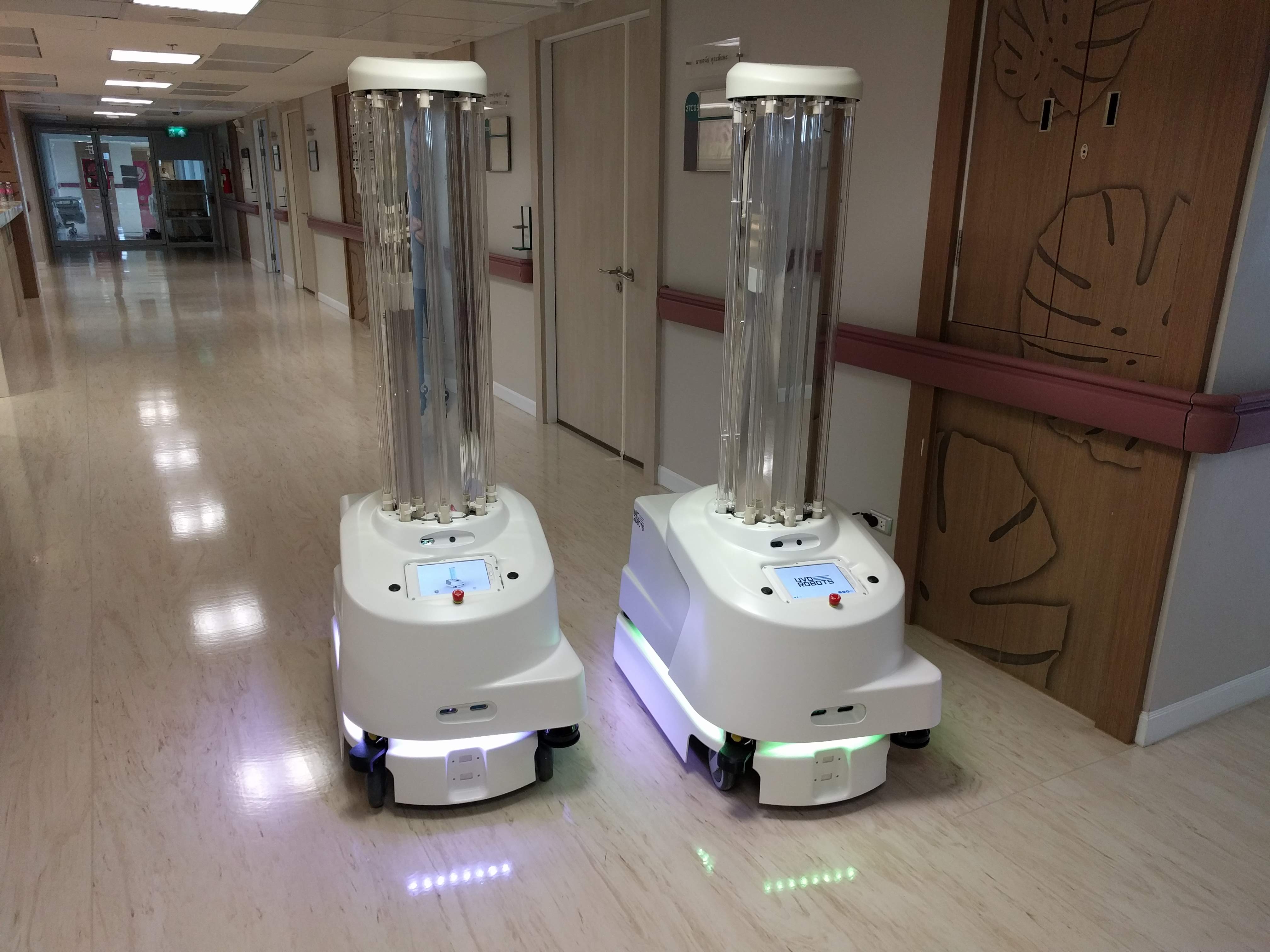 robot UVC dezinfectie spital